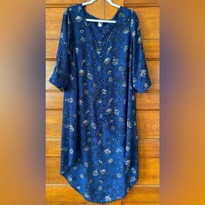 Torrid Blue Floral Hi-Low Tunic Top Roll Tab Sleeve V-Neck